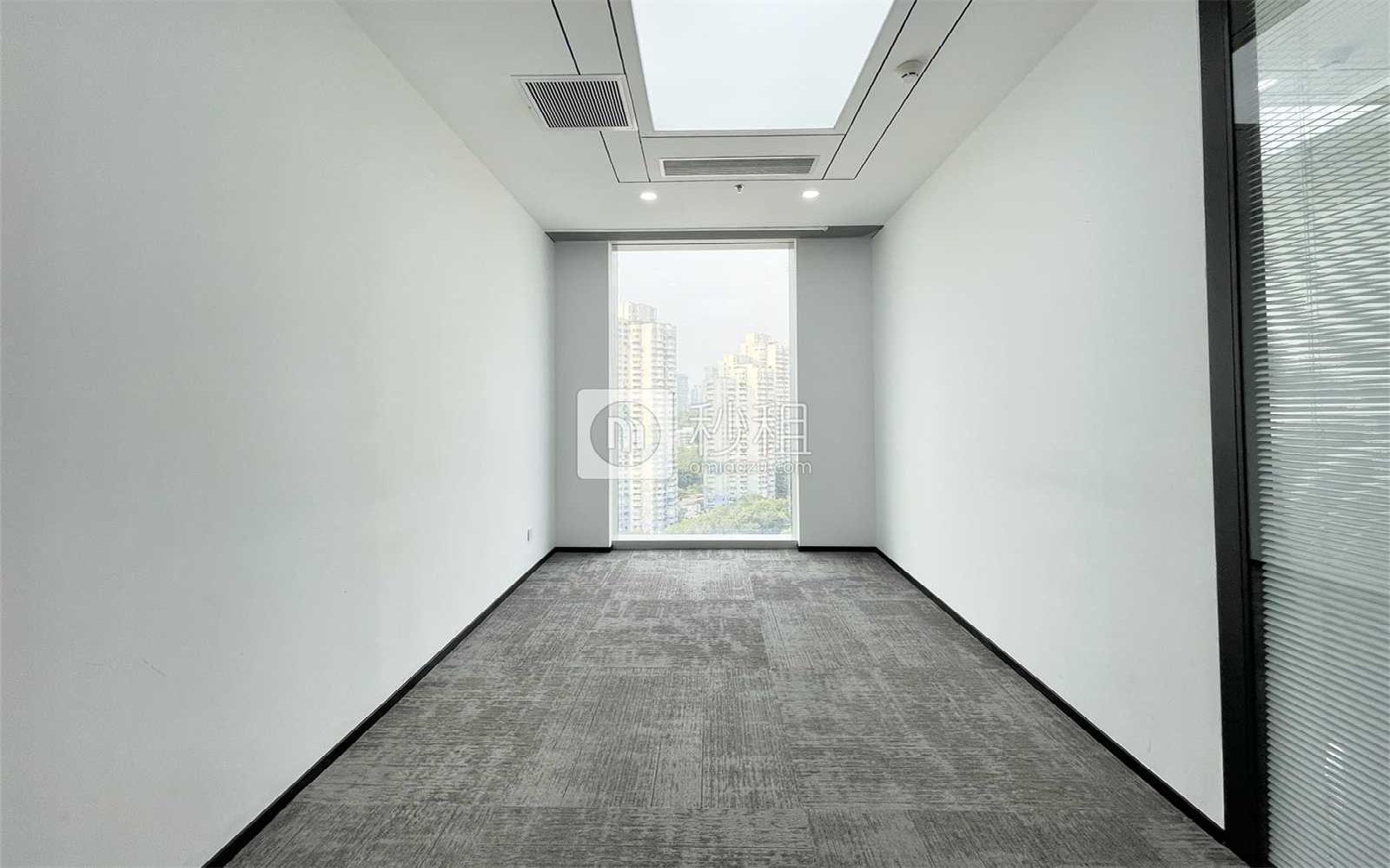 华侨城大厦写字楼出租529平米精装办公室102元/m².月