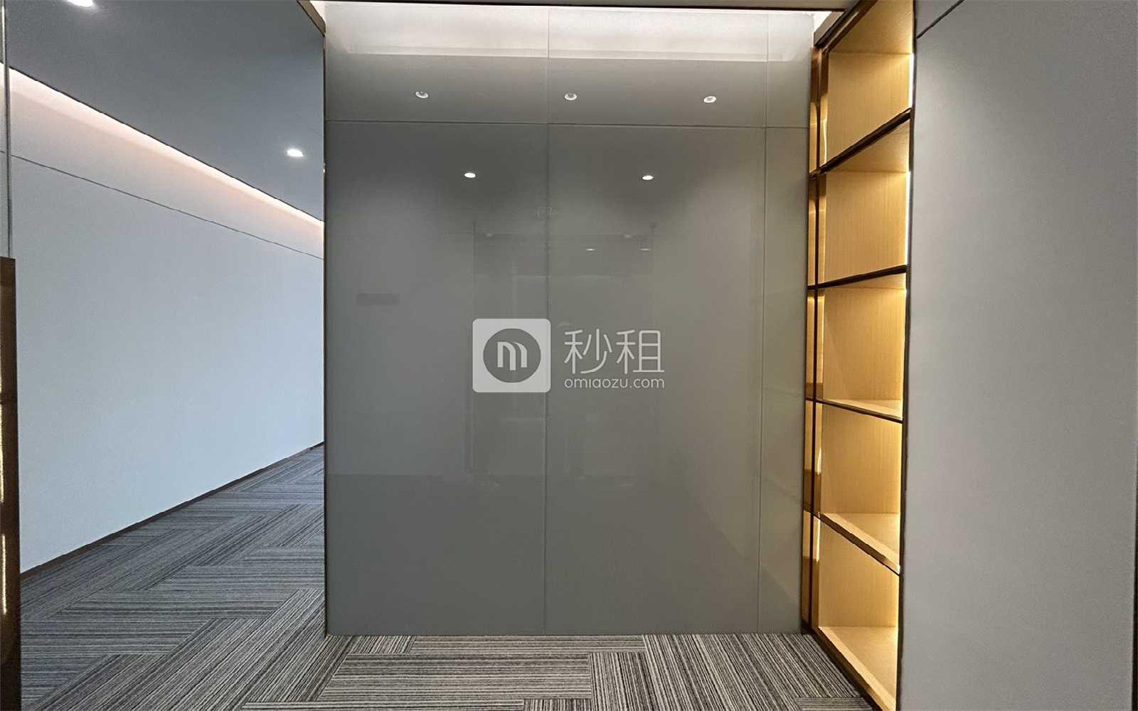 大中华国际金融中心写字楼出租191平米精装办公室108元/m².月