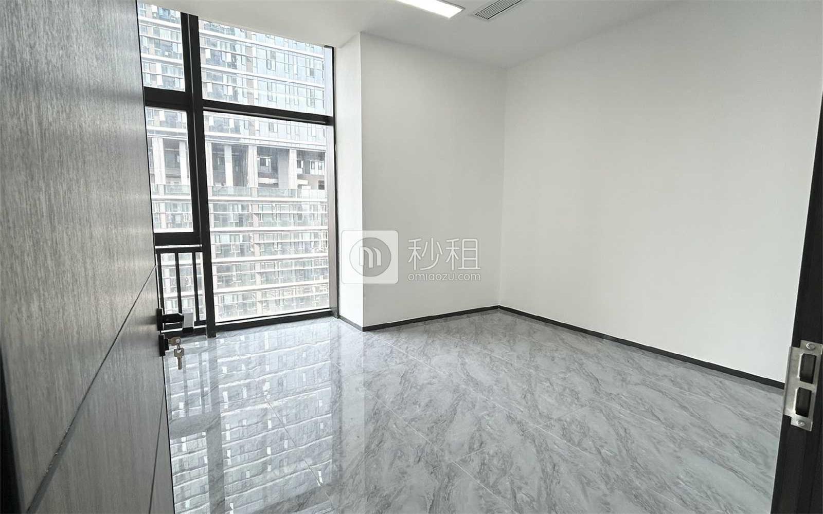 万科星城写字楼出租231.11平米精装办公室65元/m².月