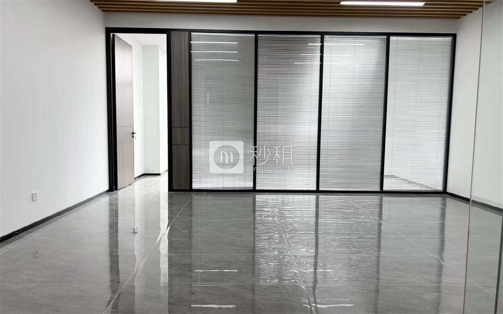 万科星城写字楼出租105.59平米精装办公室65元/m².月