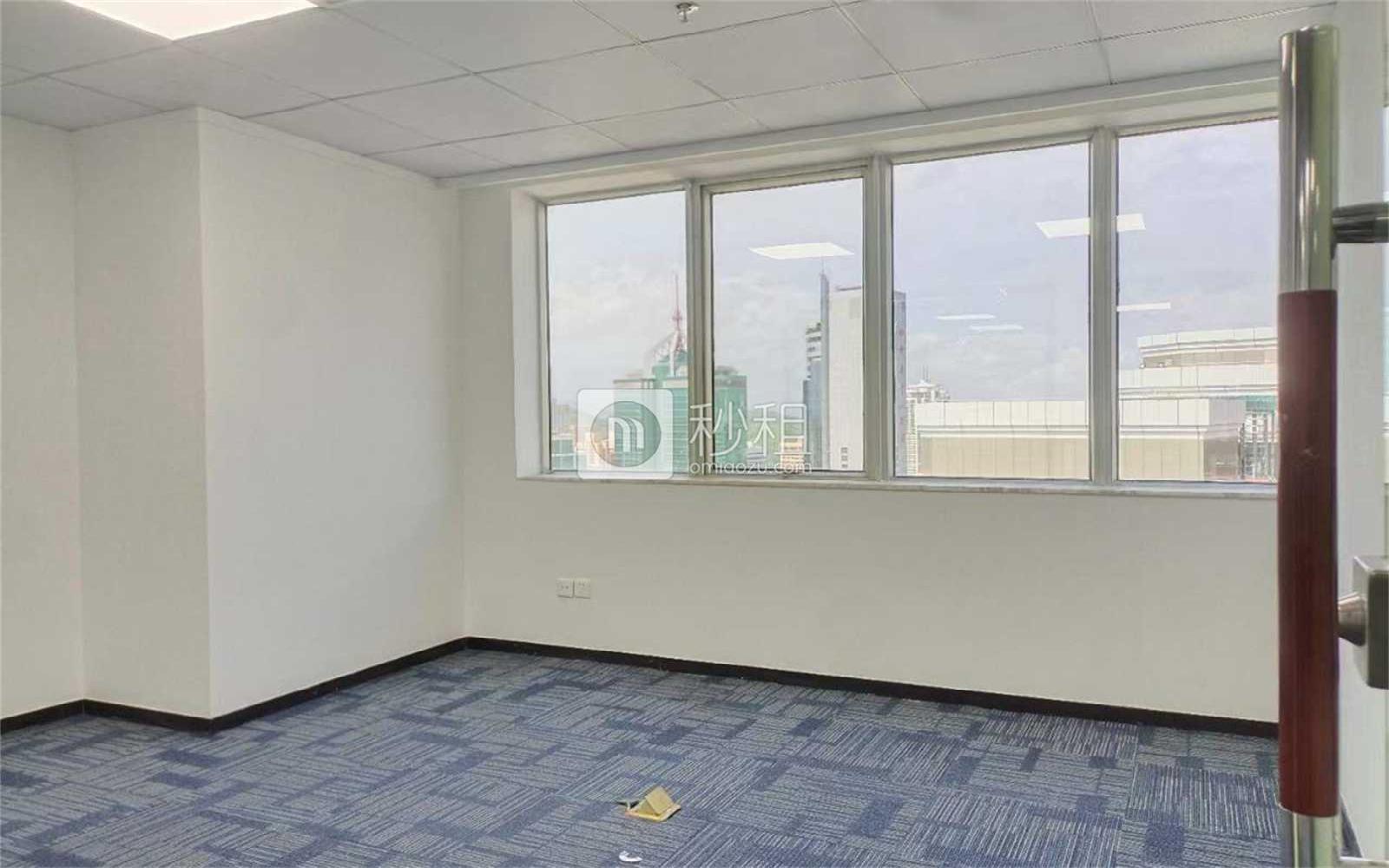 彭年广场写字楼出租186平米精装办公室110元/m².月