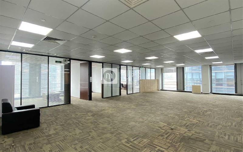 深圳北理工创新大厦写字楼出租543平米精装办公室115元/m².月