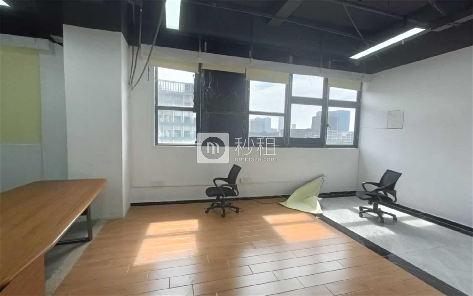 砃枫科技大厦写字楼出租450平米简装办公室58元/m².月