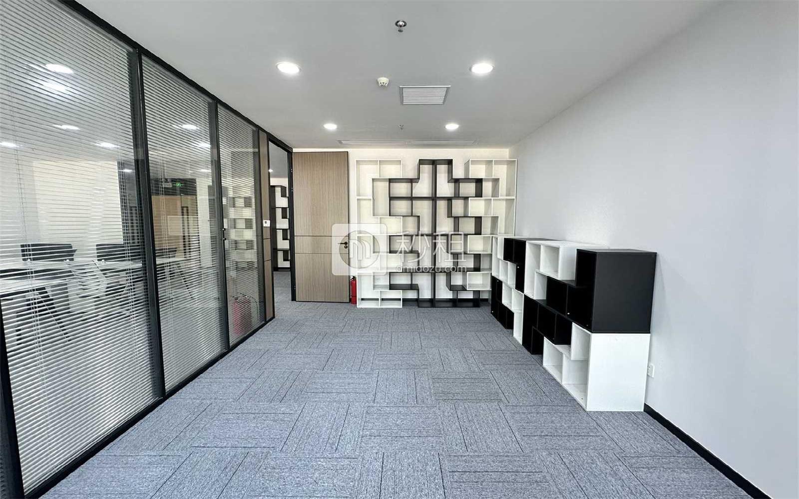 奋成智谷大厦写字楼出租160平米精装办公室85元/m².月