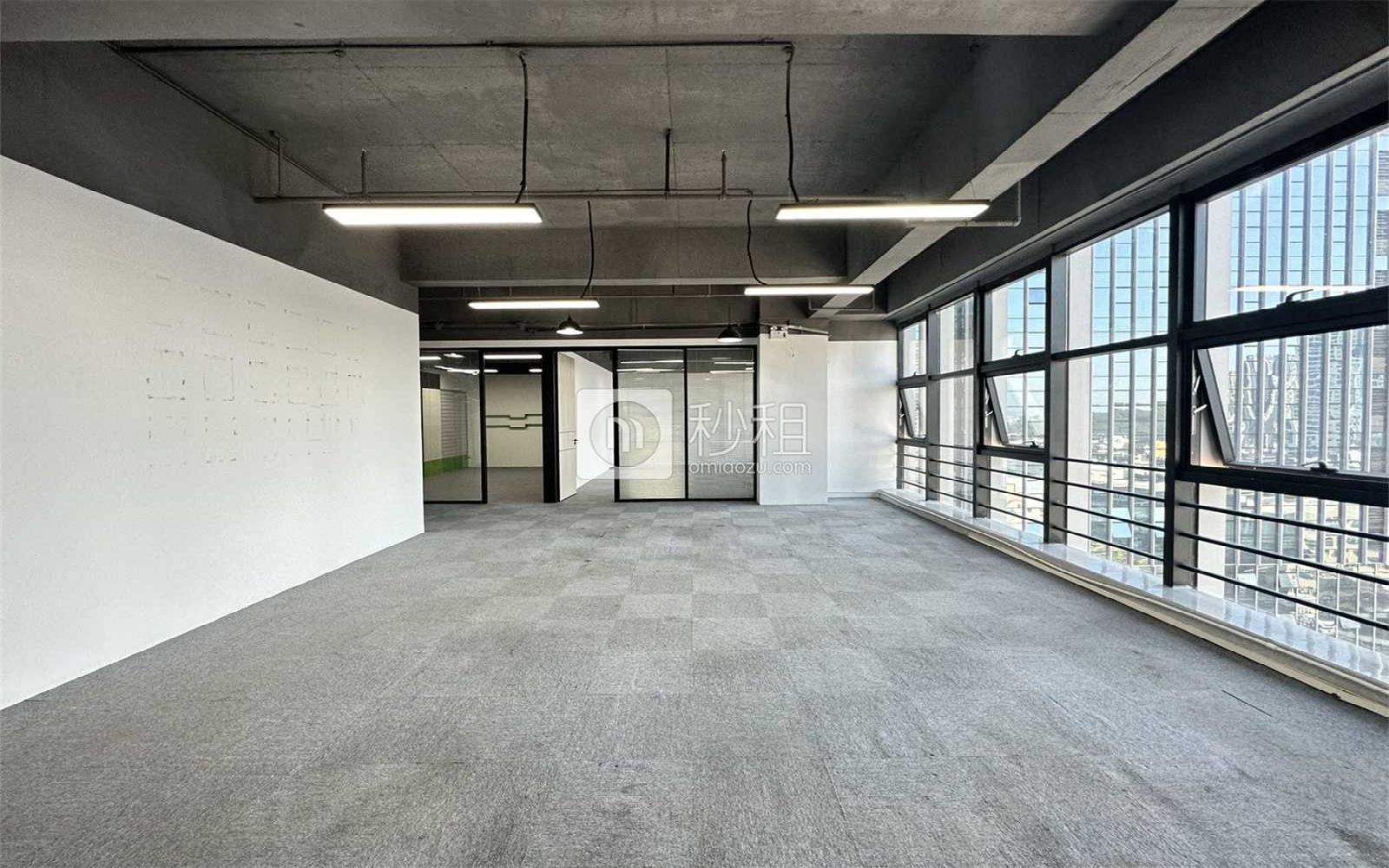 奋成智谷大厦写字楼出租350平米精装办公室87元/m².月