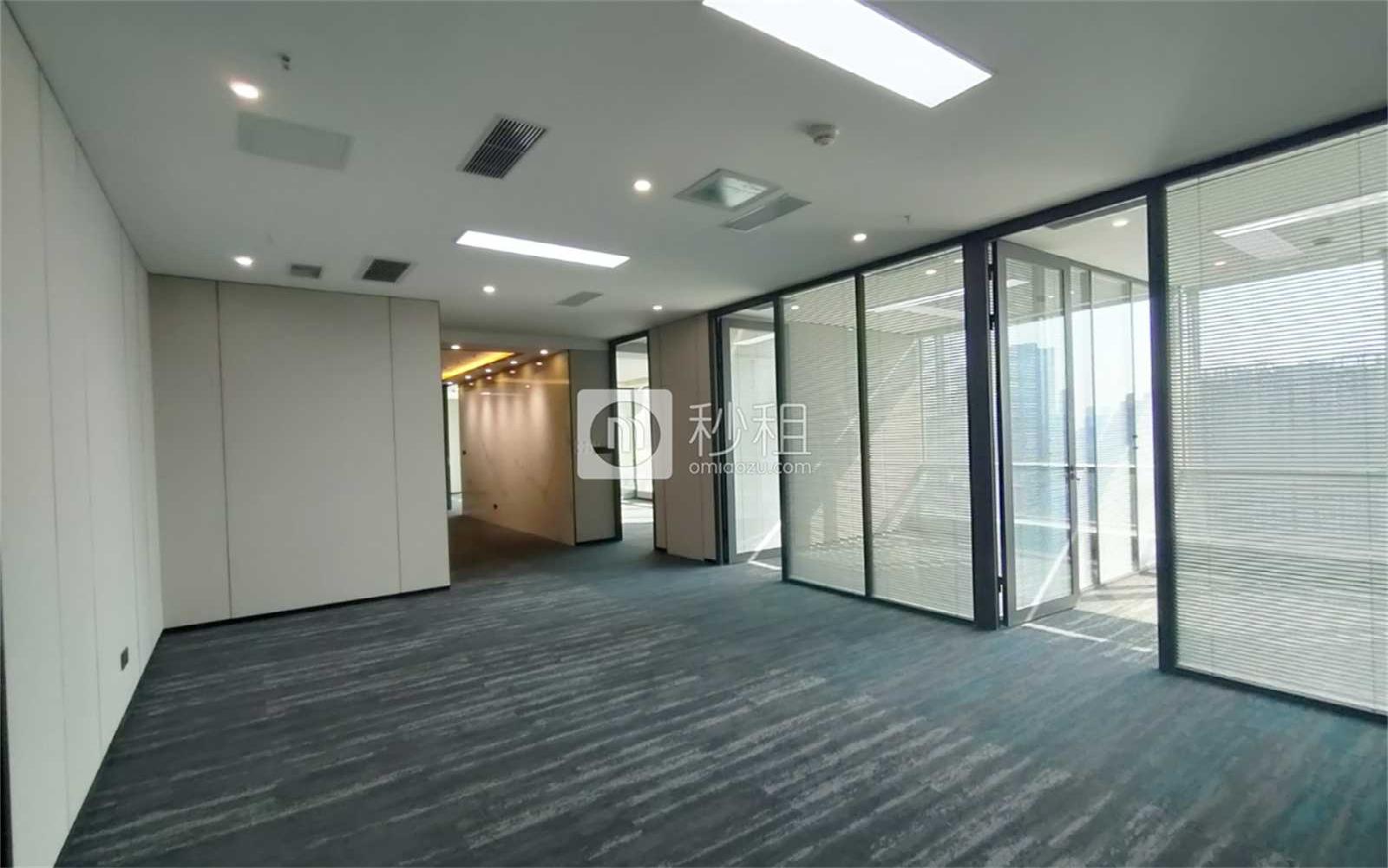 SCC中洲控股中心写字楼出租280平米精装办公室150.35元/m².月