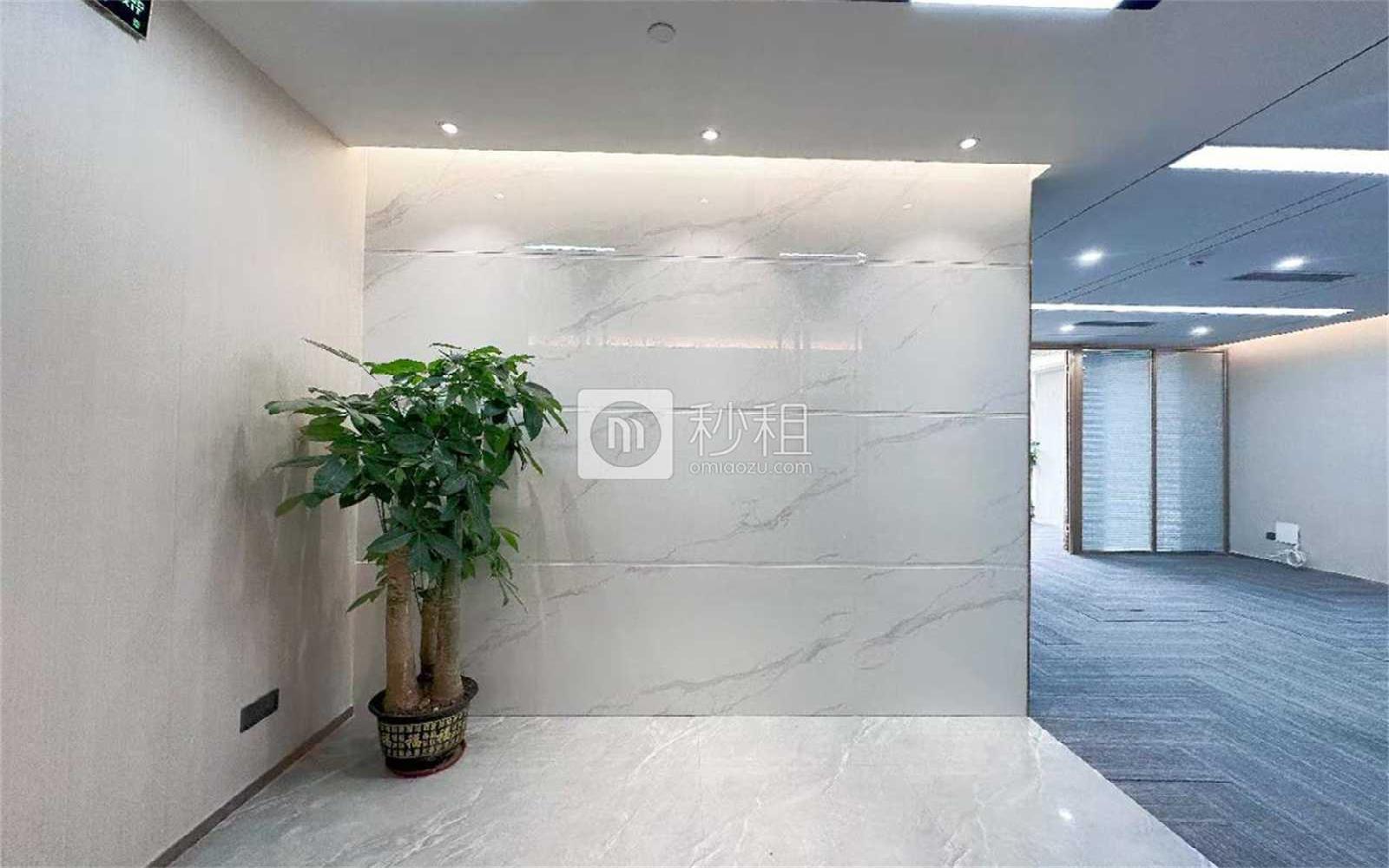 龙光玖钻写字楼出租210平米精装办公室120元/m².月