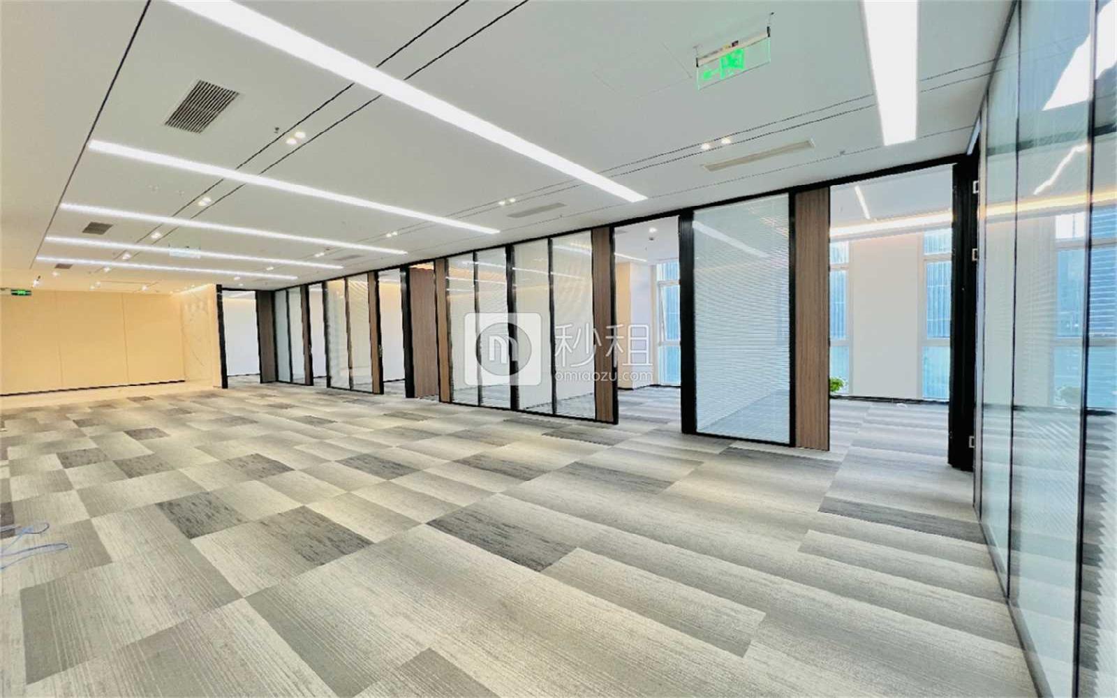 鹏润达商业广场写字楼出租628平米精装办公室98元/m².月