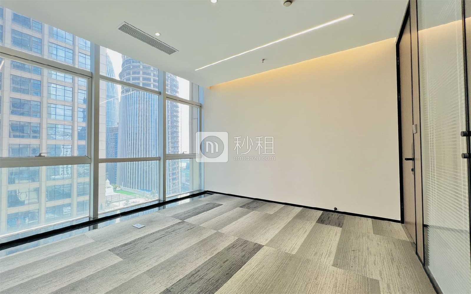 鹏润达商业广场写字楼出租266平米精装办公室88元/m².月