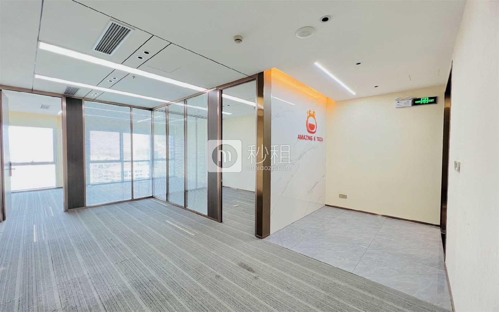 鹏润达商业广场写字楼出租182平米精装办公室98元/m².月