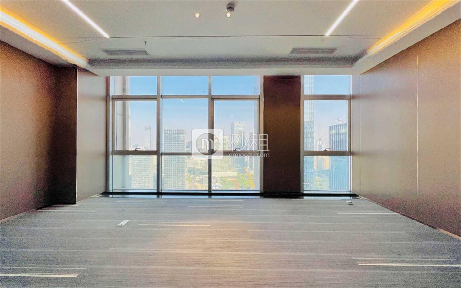鹏润达商业广场写字楼出租562平米精装办公室88元/m².月
