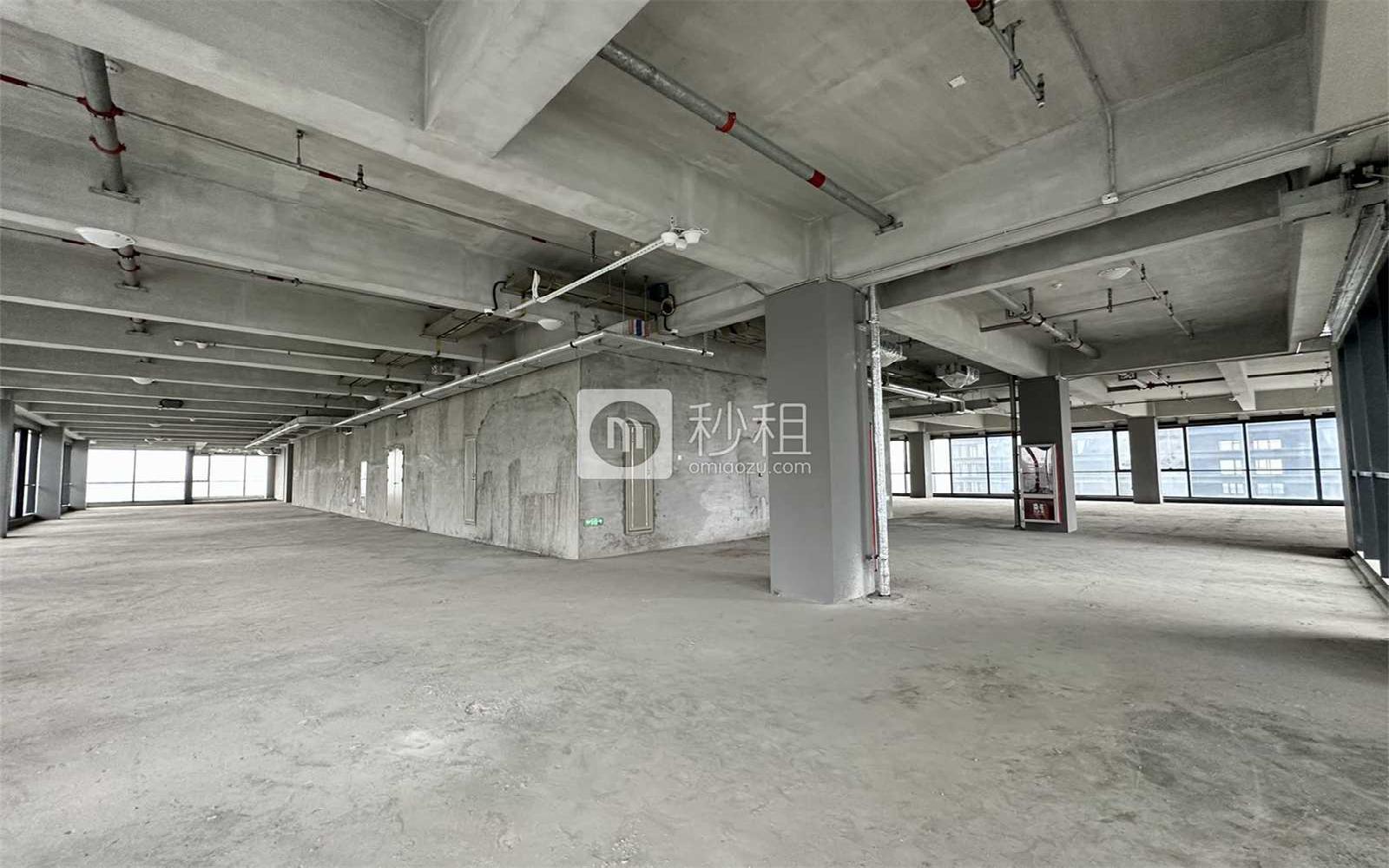 锦绣科学园三期写字楼出租737平米毛坯办公室55元/m².月