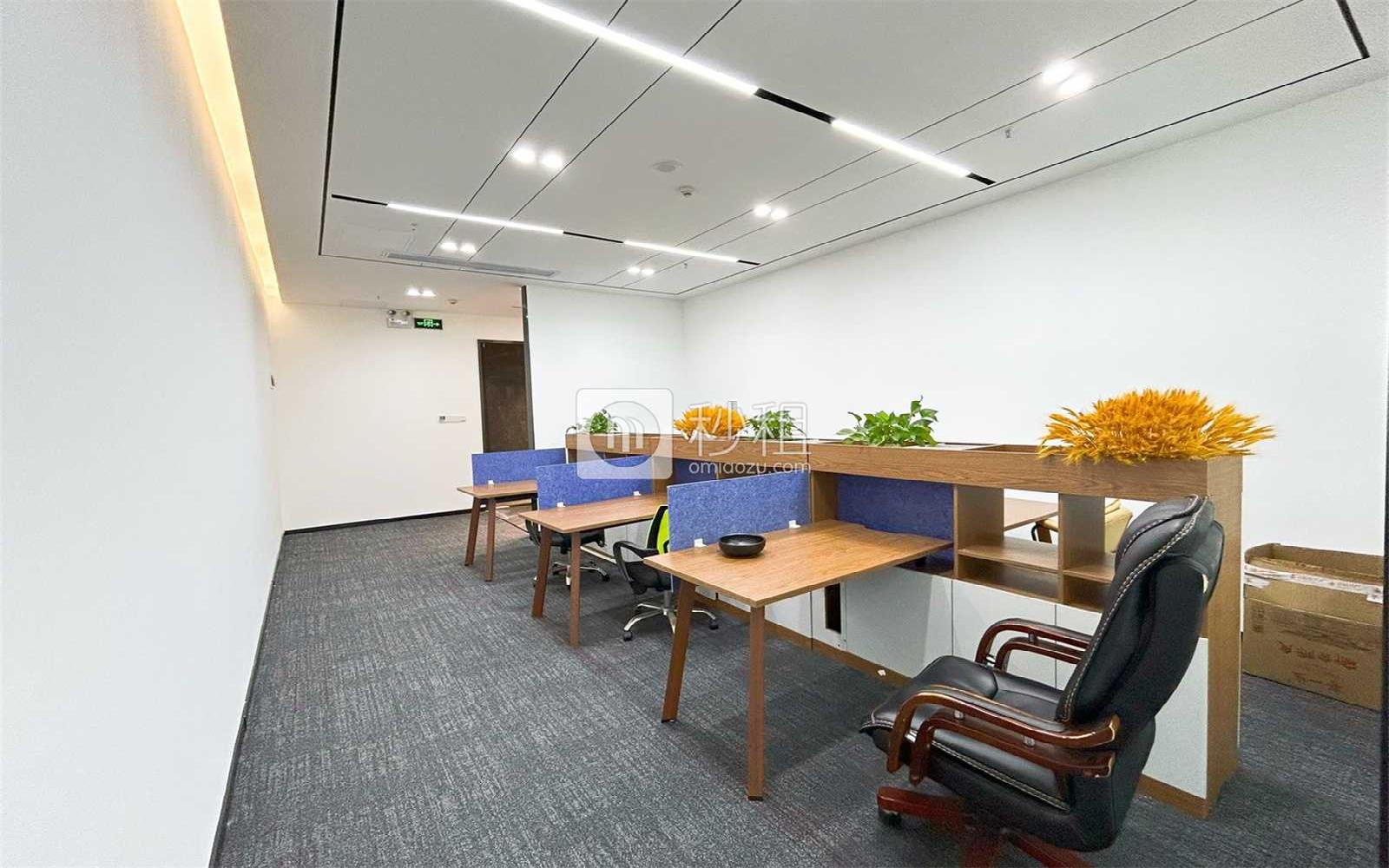 卓越前海壹号写字楼出租138平米精装办公室98元/m².月