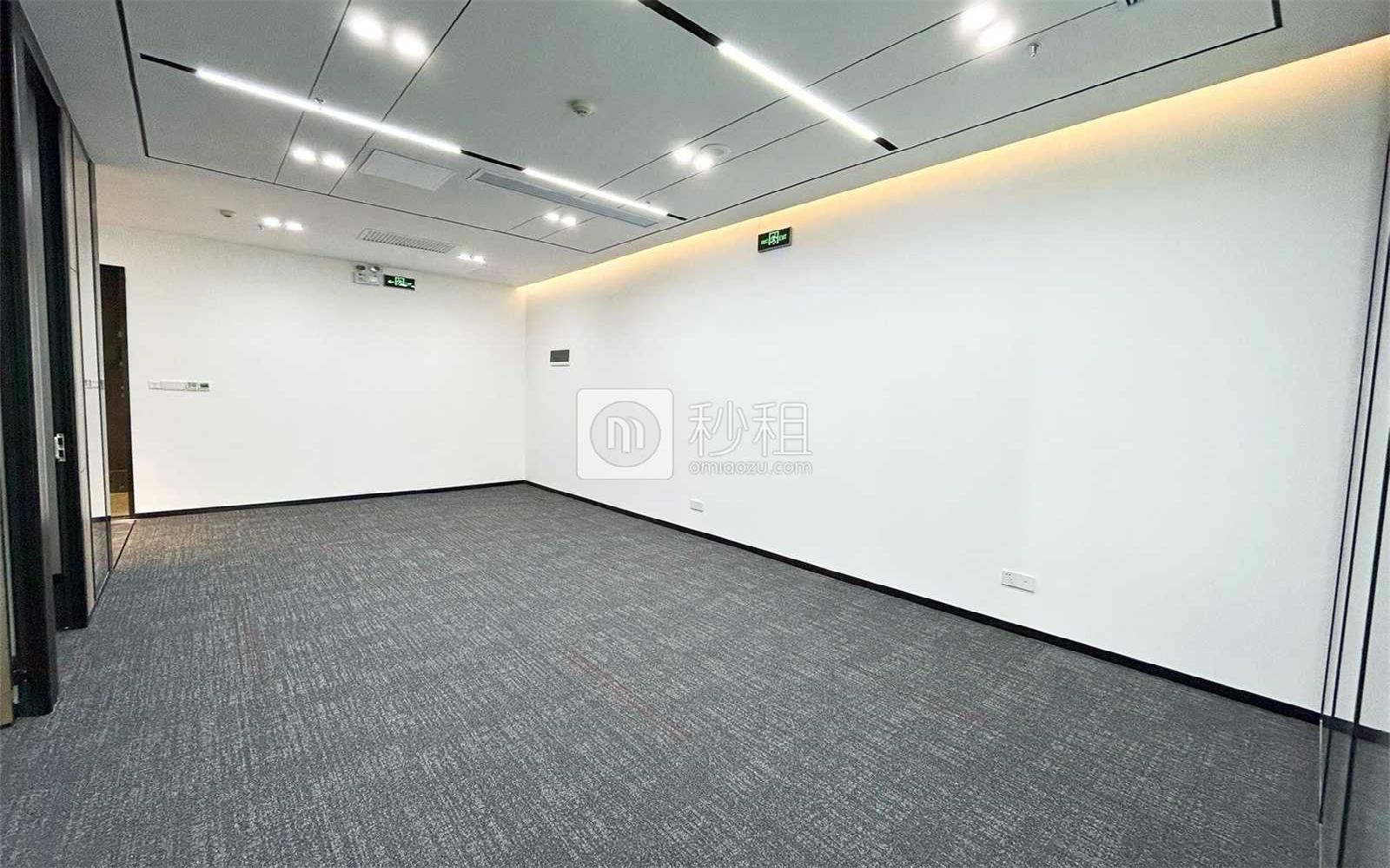 卓越前海壹号写字楼出租234平米精装办公室90元/m².月