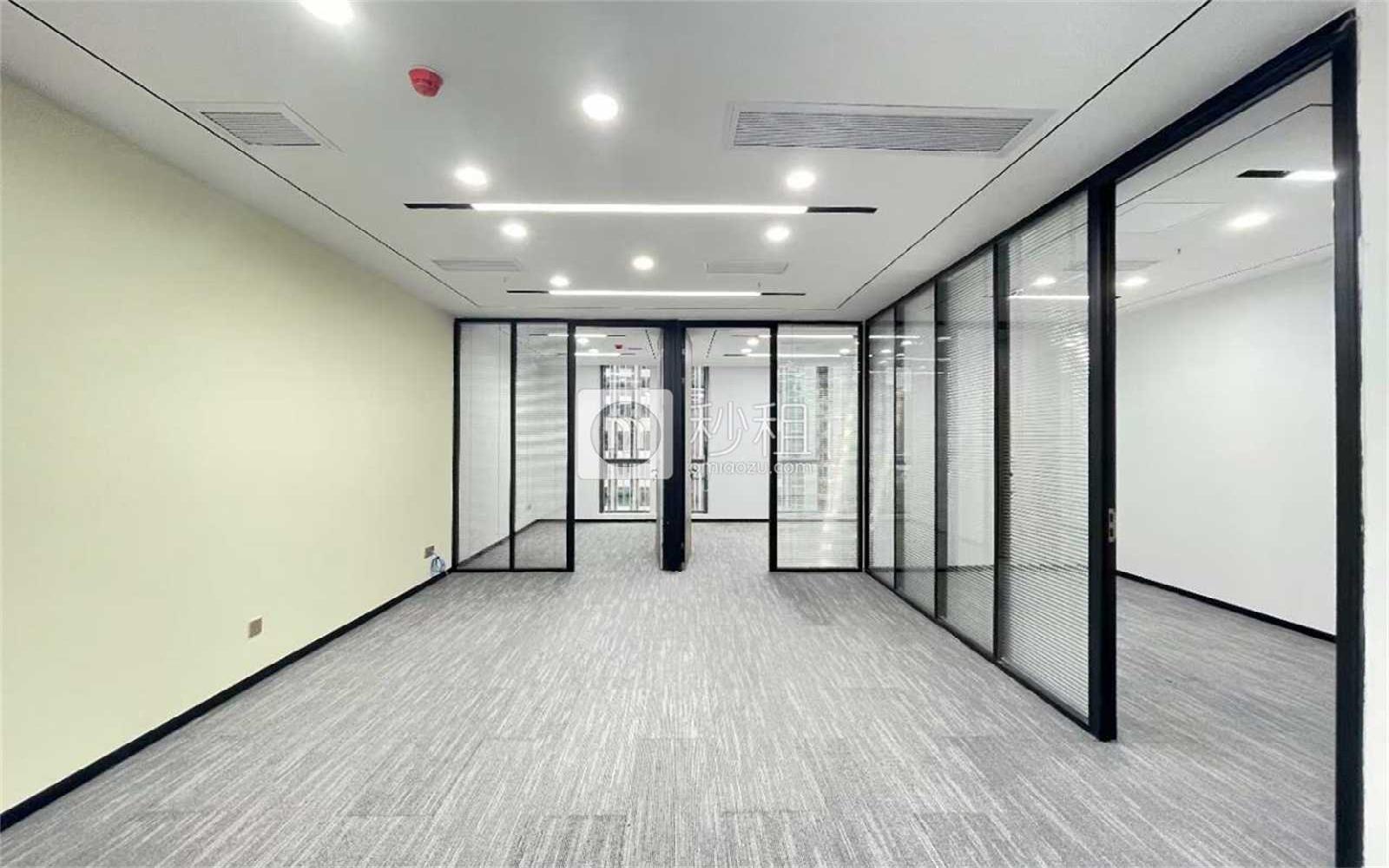 新华保险大厦写字楼出租188平米精装办公室99元/m².月
