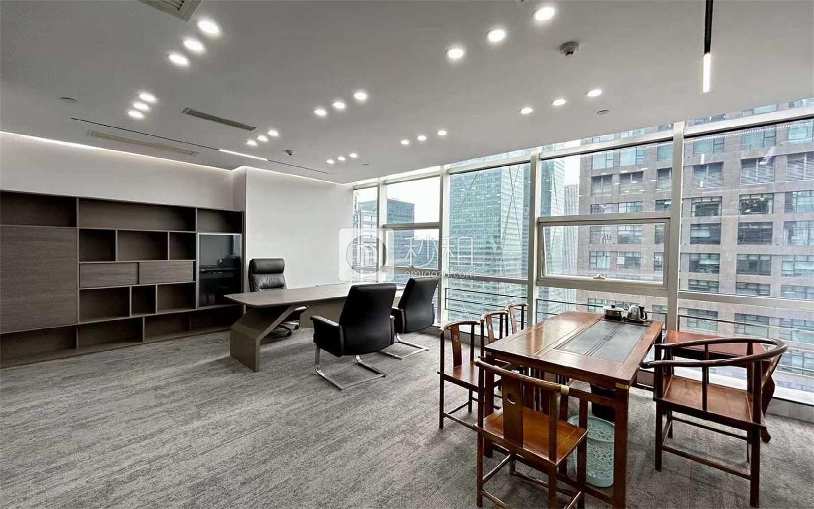 金中环国际商务大厦写字楼出租285平米精装办公室158元/m².月