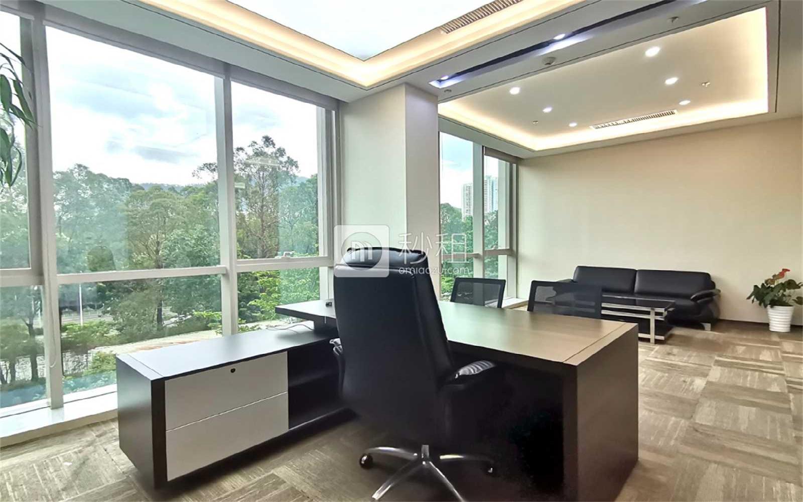 侨城坊写字楼出租620平米精装办公室130元/m².月