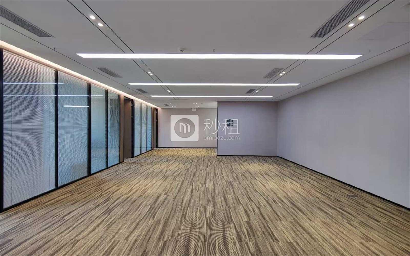 QFC恒裕前海金融中心写字楼出租320平米精装办公室125元/m².月