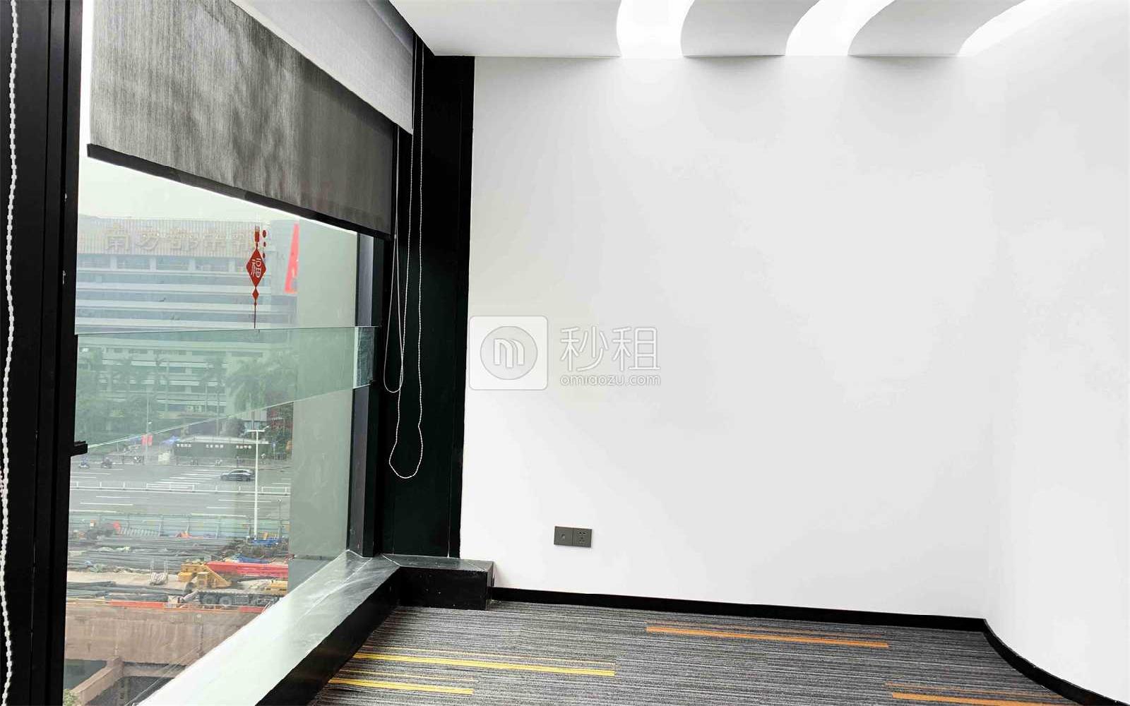 邦华环球广场写字楼出租256.9平米精装办公室95元/m².月