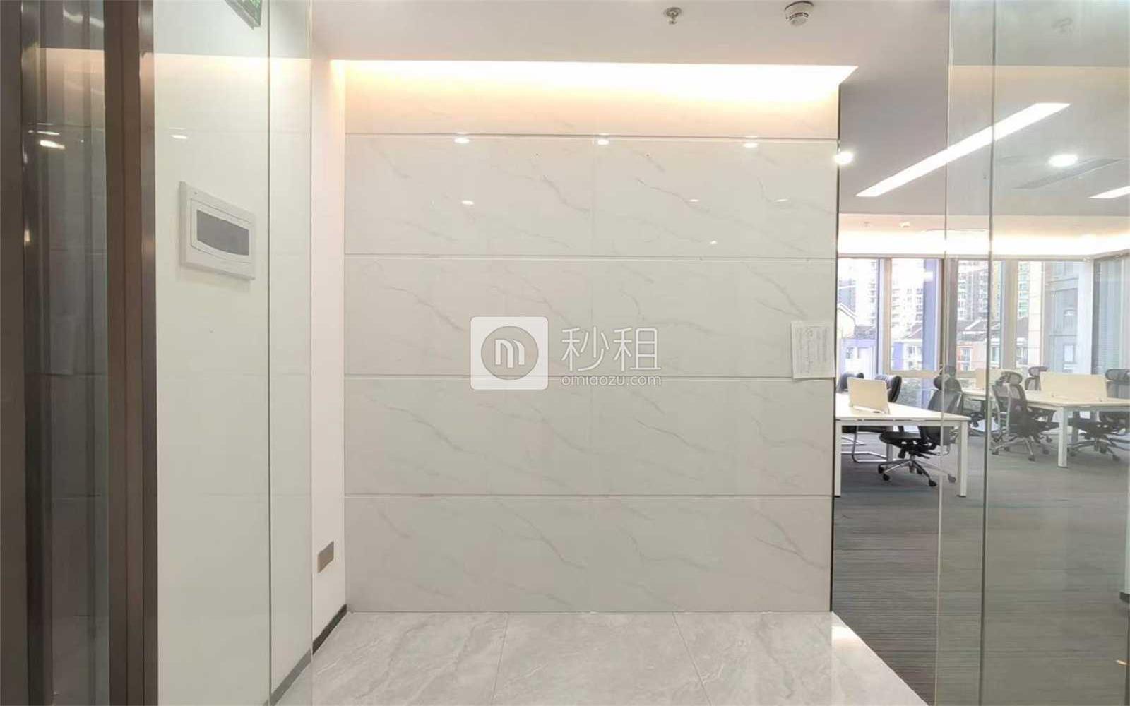 大新时代大厦写字楼出租186平米精装办公室68元/m².月