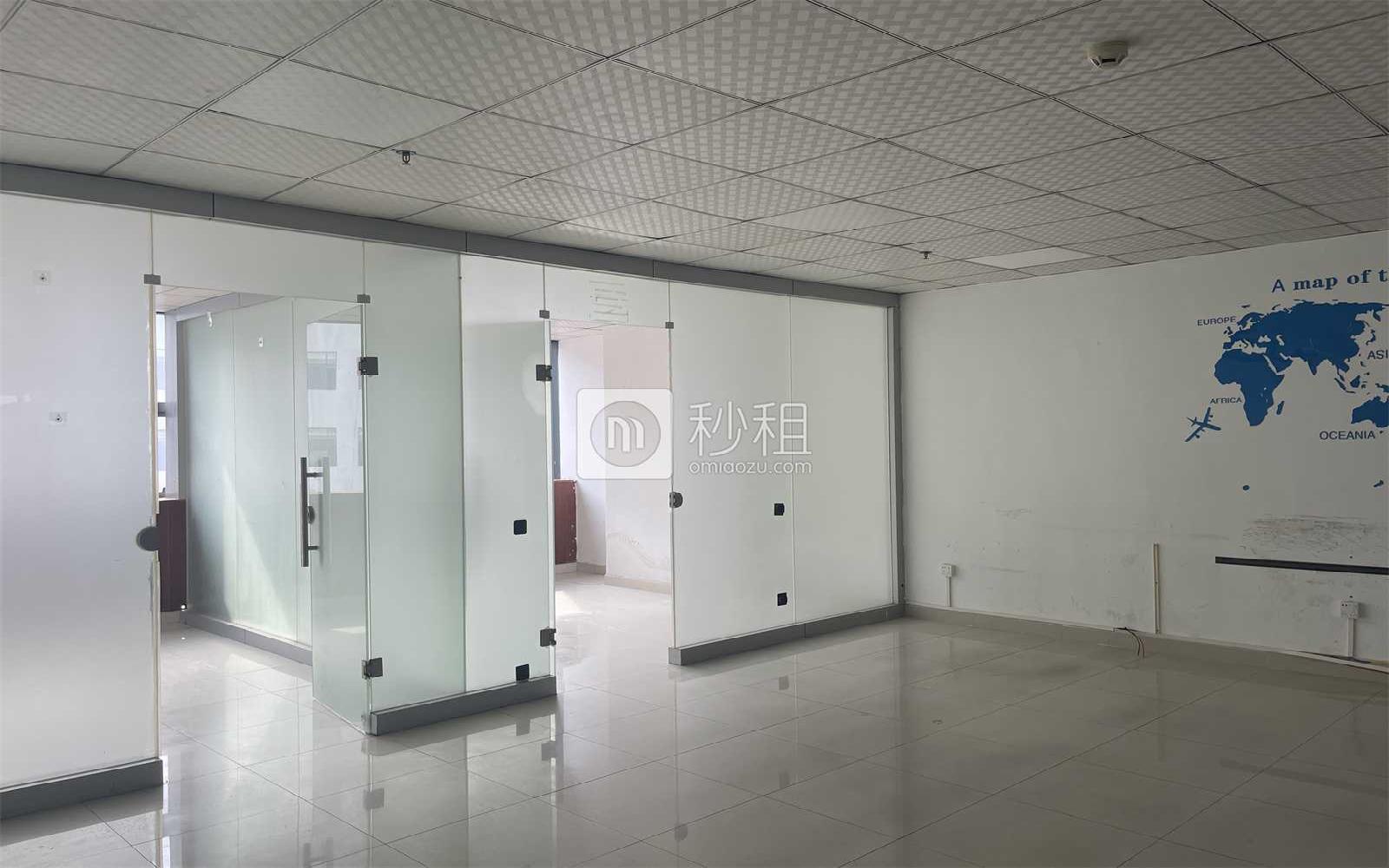 汇潮科技大厦写字楼出租142平米简装办公室66元/m².月