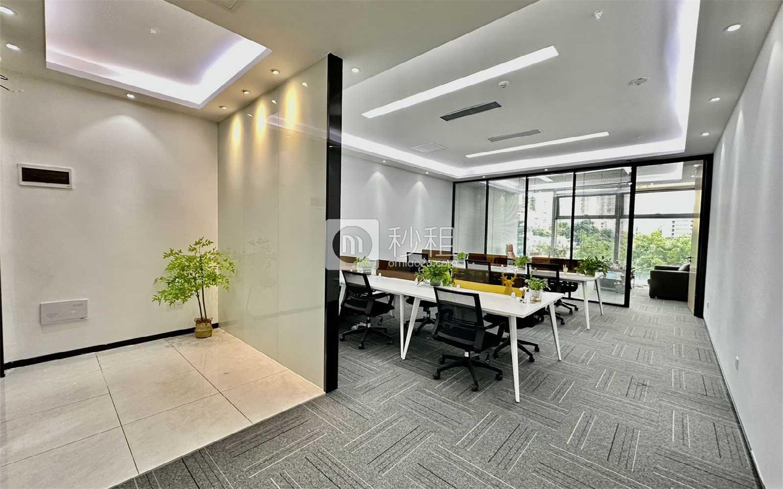 前海卓越时代广场写字楼出租125平米精装办公室99元/m².月