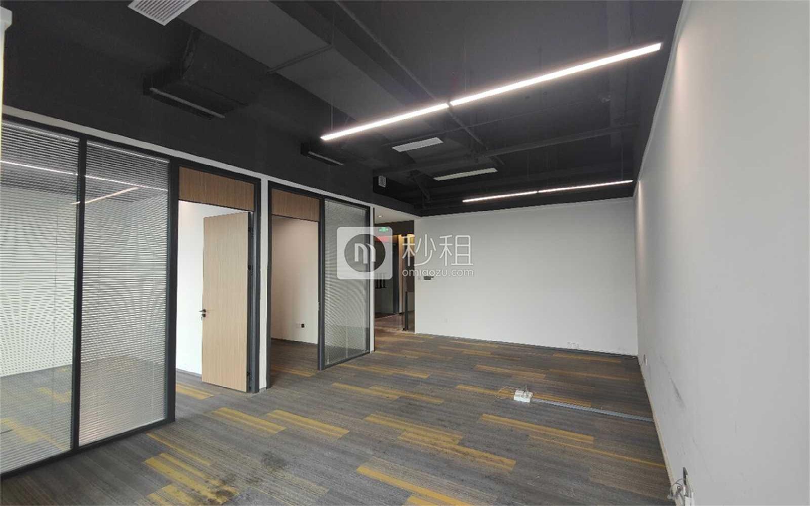 阳基九方广场写字楼出租120平米精装办公室80元/m².月