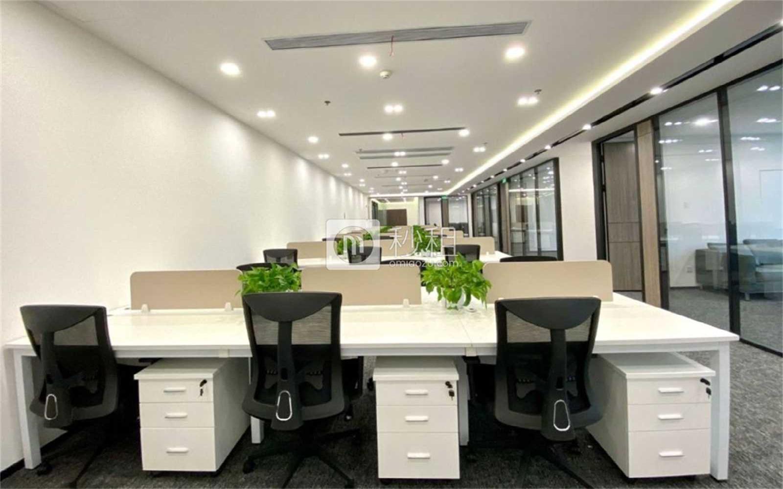 中隆国际嘉熙中心写字楼出租372平米精装办公室1.8元/m².天