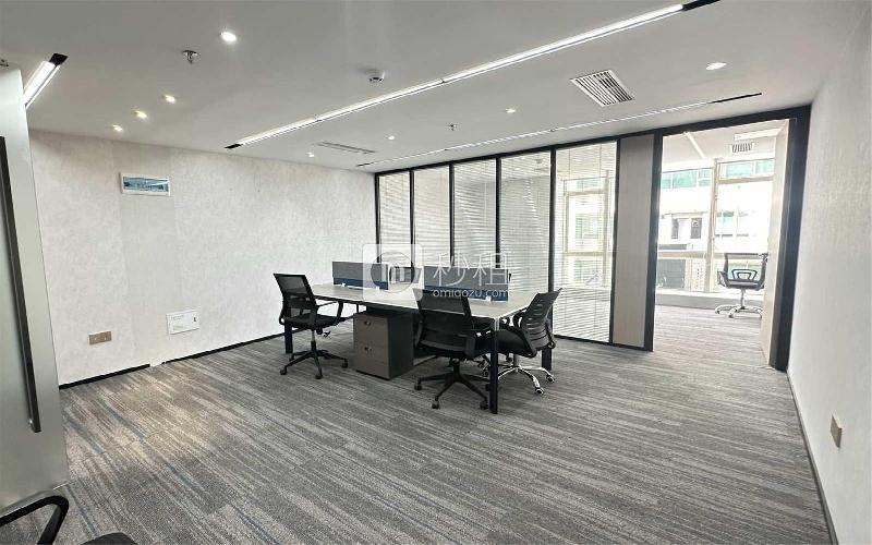 英龙展业大厦写字楼出租118平米精装办公室98元/m².月