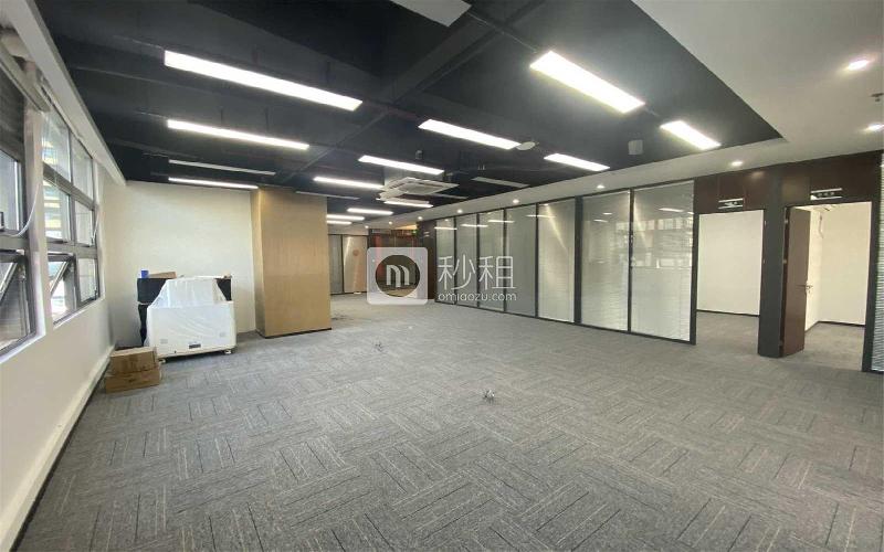 TCL科学园国际E城-TCL国际E城写字楼出租480平米精装办公室75元/m².月