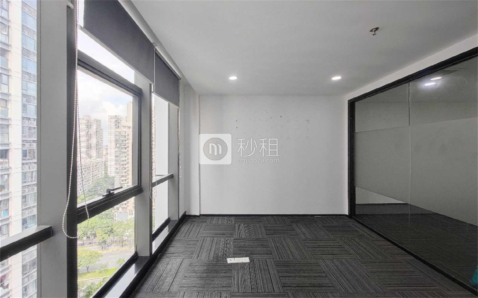 光浩国际中心写字楼出租238平米精装办公室90元/m².月