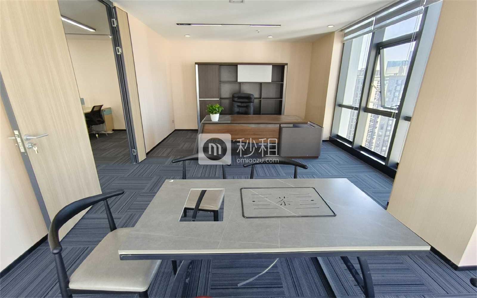 光浩国际中心写字楼出租323平米精装办公室85元/m².月