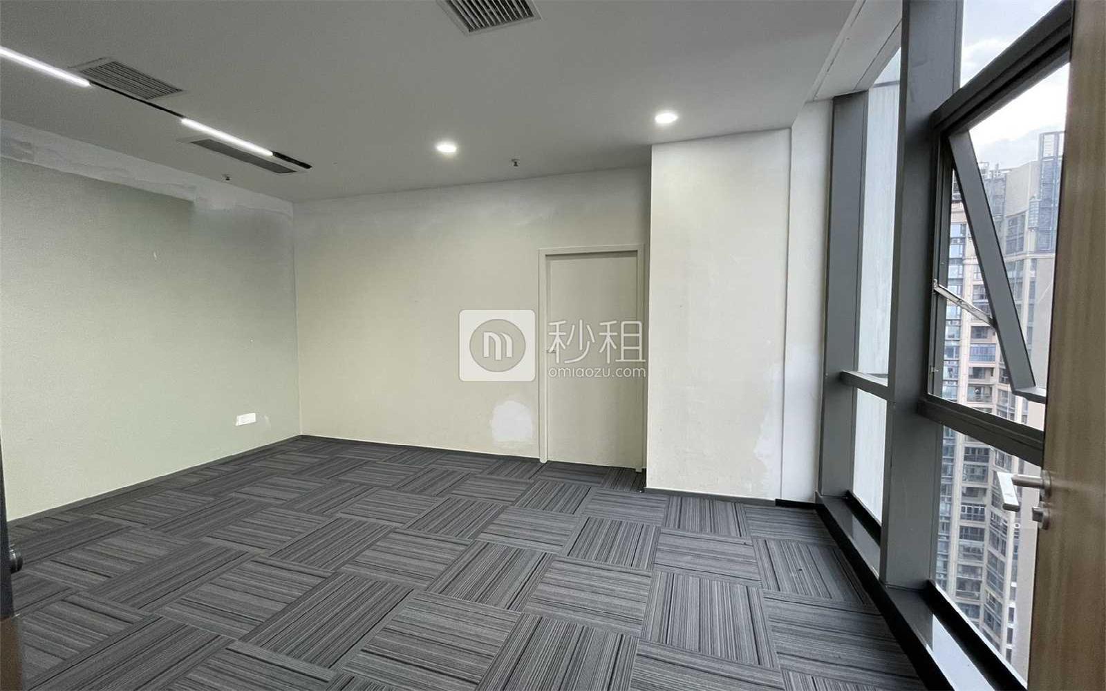 光浩国际中心写字楼出租175平米精装办公室75元/m².月