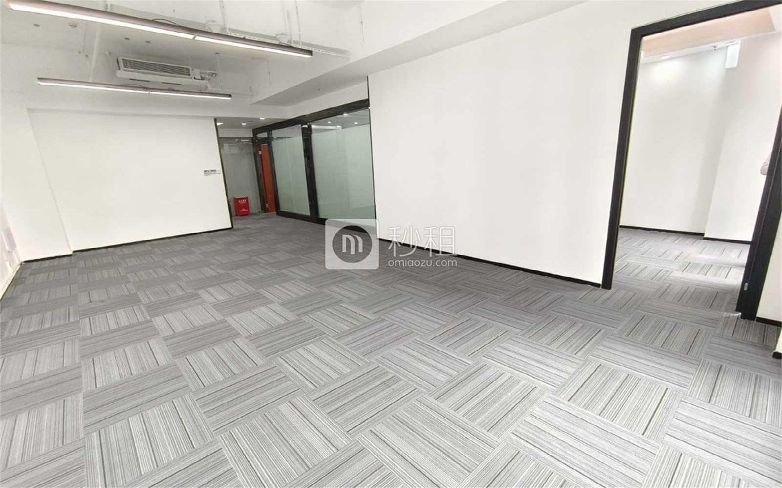 光浩国际中心写字楼出租145平米精装办公室108元/m².月
