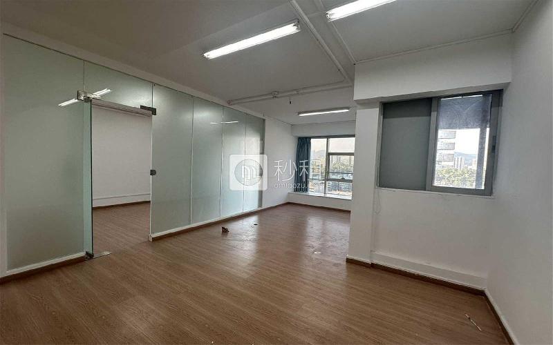 求是大厦写字楼出租65.63平米简装办公室150元/m².月
