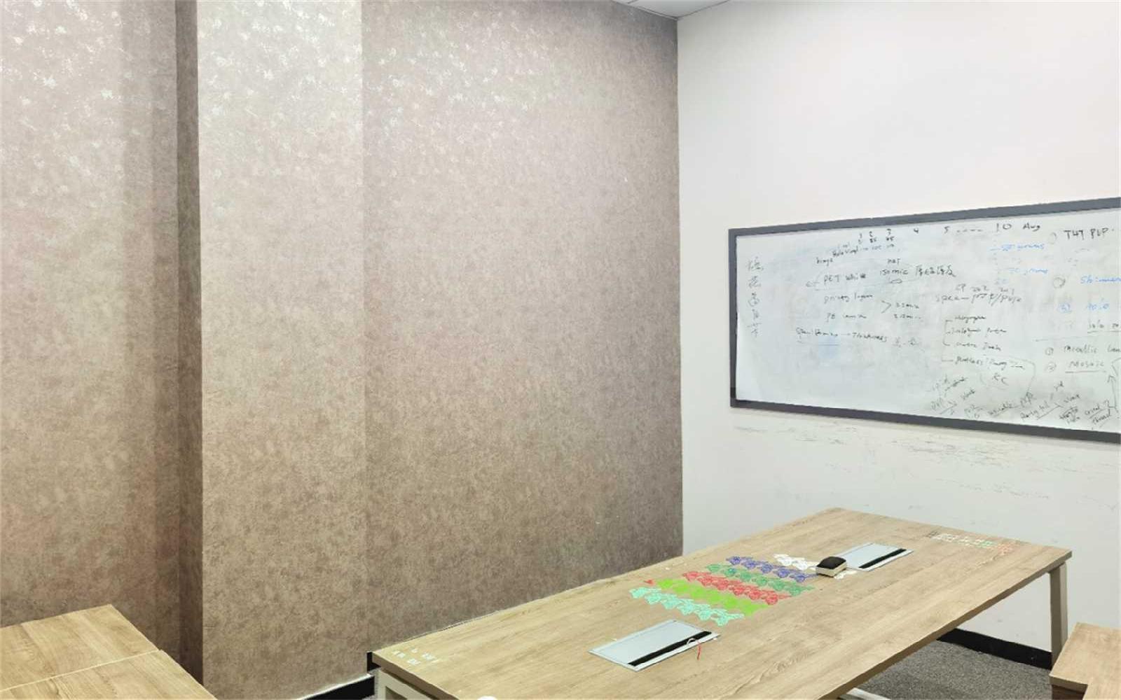 海翔广场写字楼出租181.9平米精装办公室115元/m².月