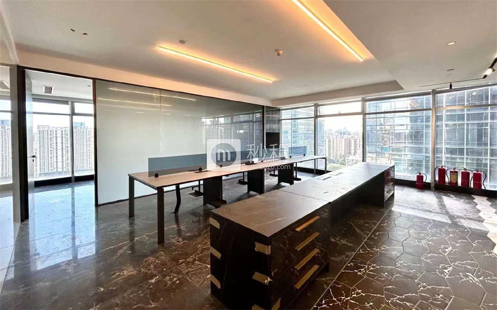 天利中央广场（二期）写字楼出租321平米豪装办公室128元/m².月