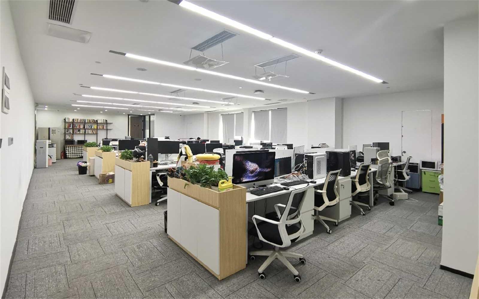 京基御景峯写字楼出租668平米精装办公室118元/m².月