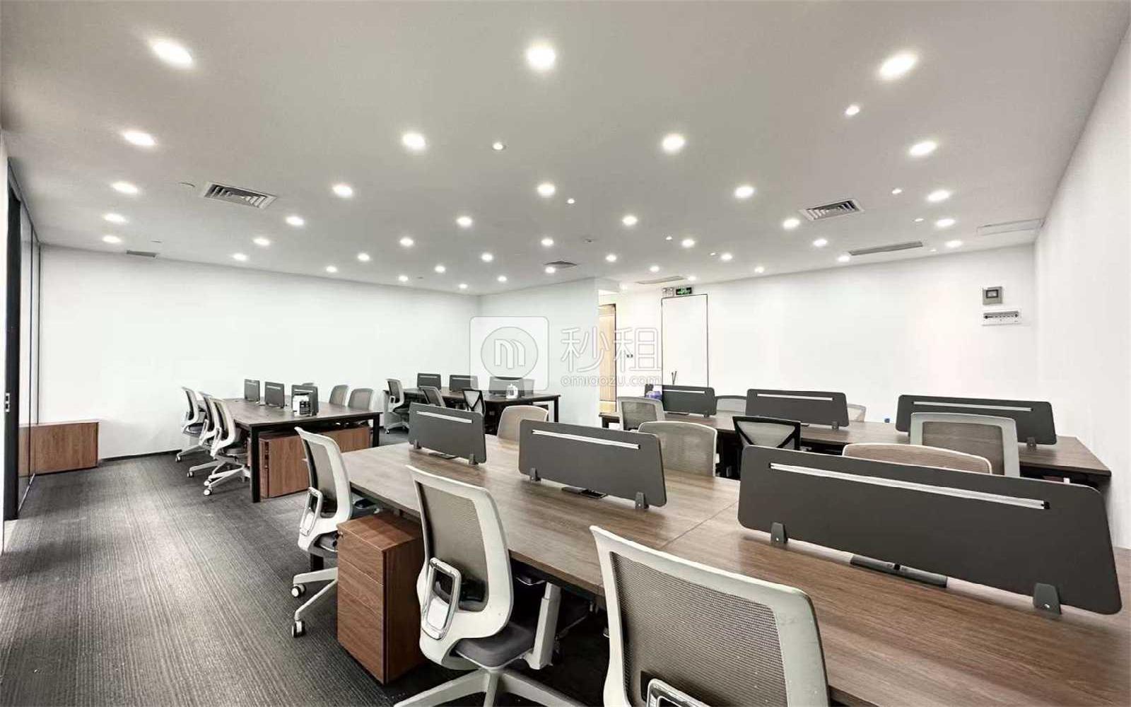 讯美科技广场写字楼出租280平米精装办公室88元/m².月