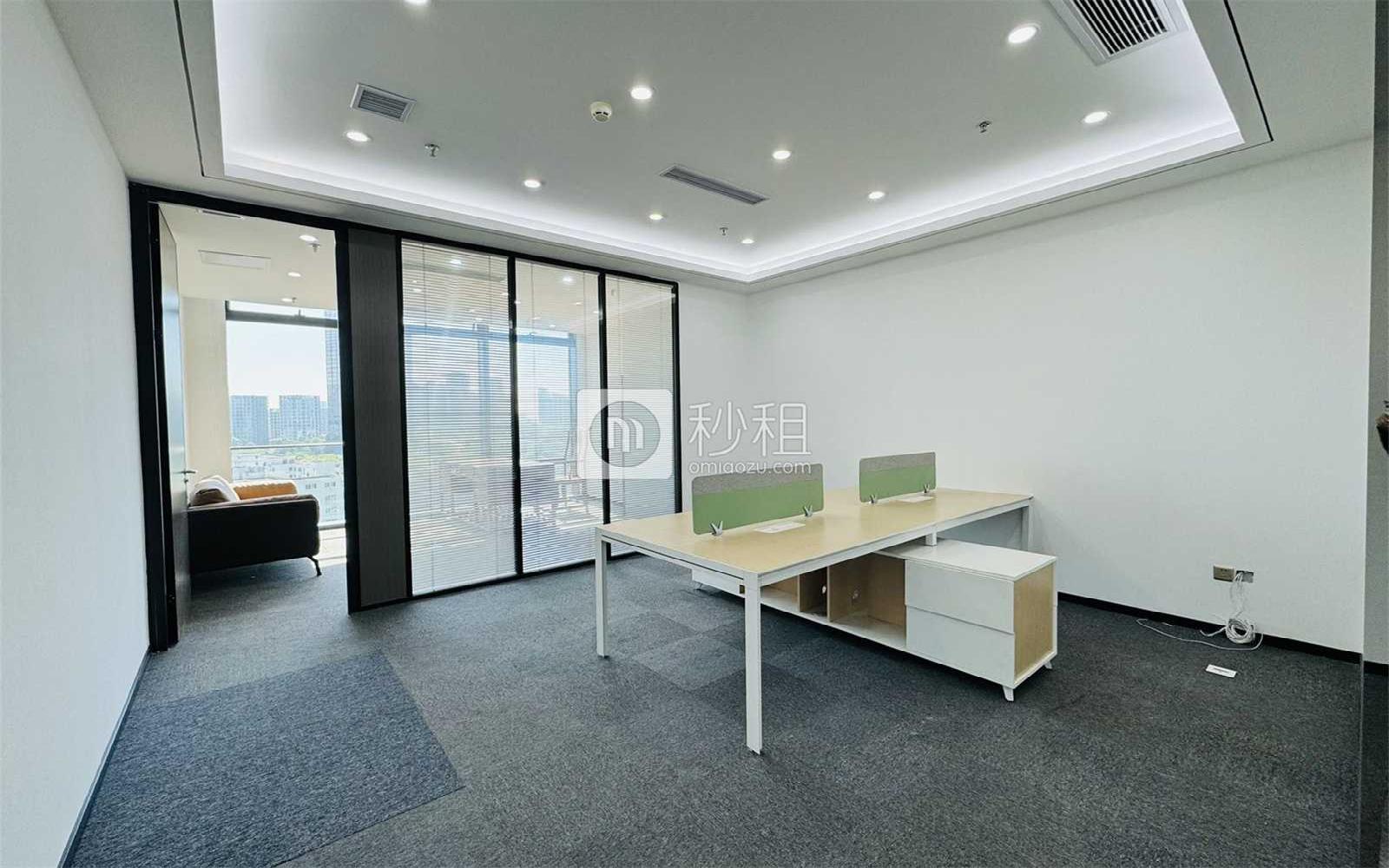 方大城写字楼出租159平米精装办公室66元/m².月