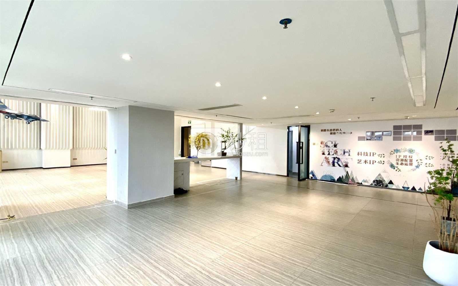 方大城写字楼出租430平米精装办公室93元/m².月