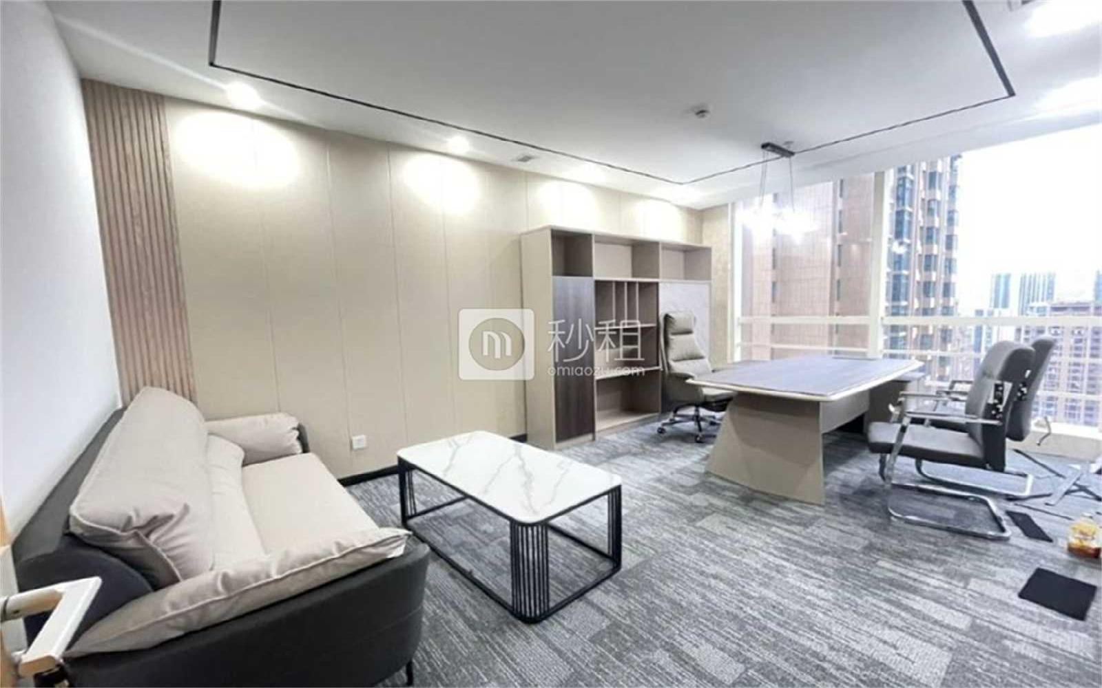 蜀都中心写字楼出租260平米精装办公室84元/m².月