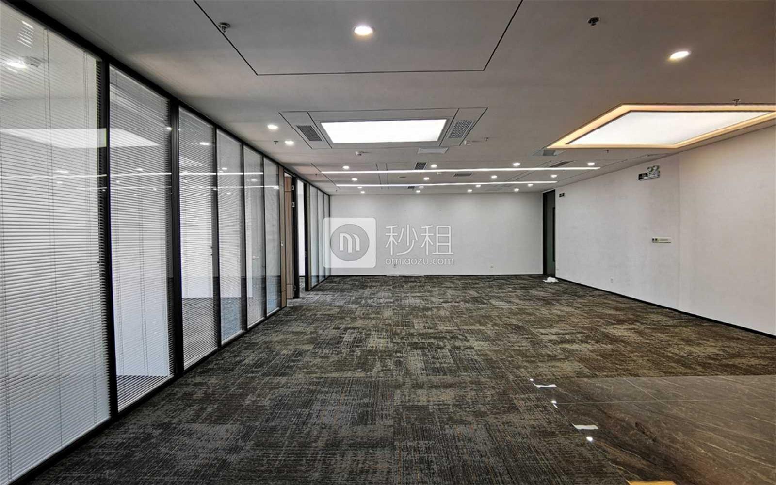 中电长城大厦写字楼出租323.95平米精装办公室135元/m².月