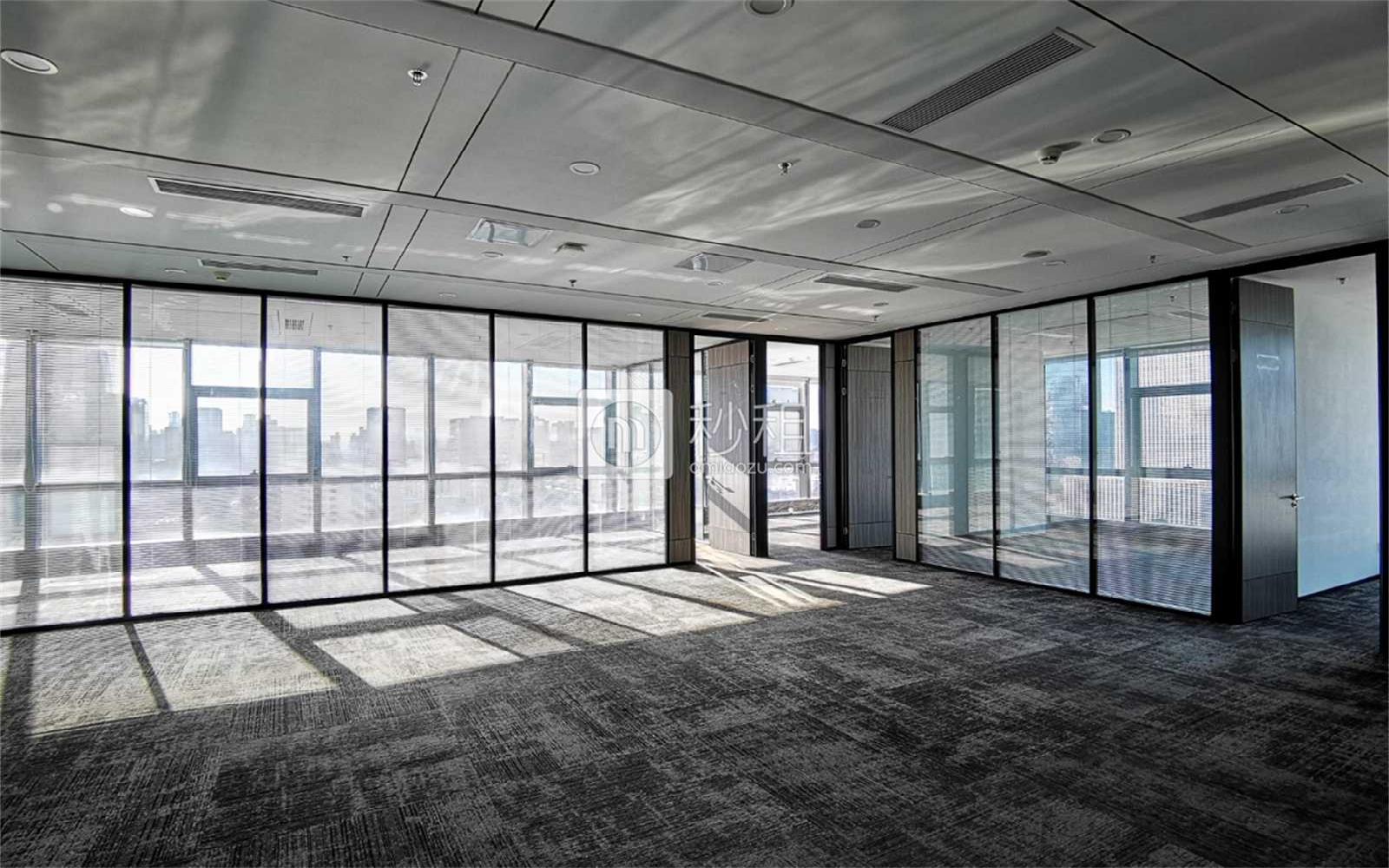 中电长城大厦写字楼出租257.63平米精装办公室135元/m².月