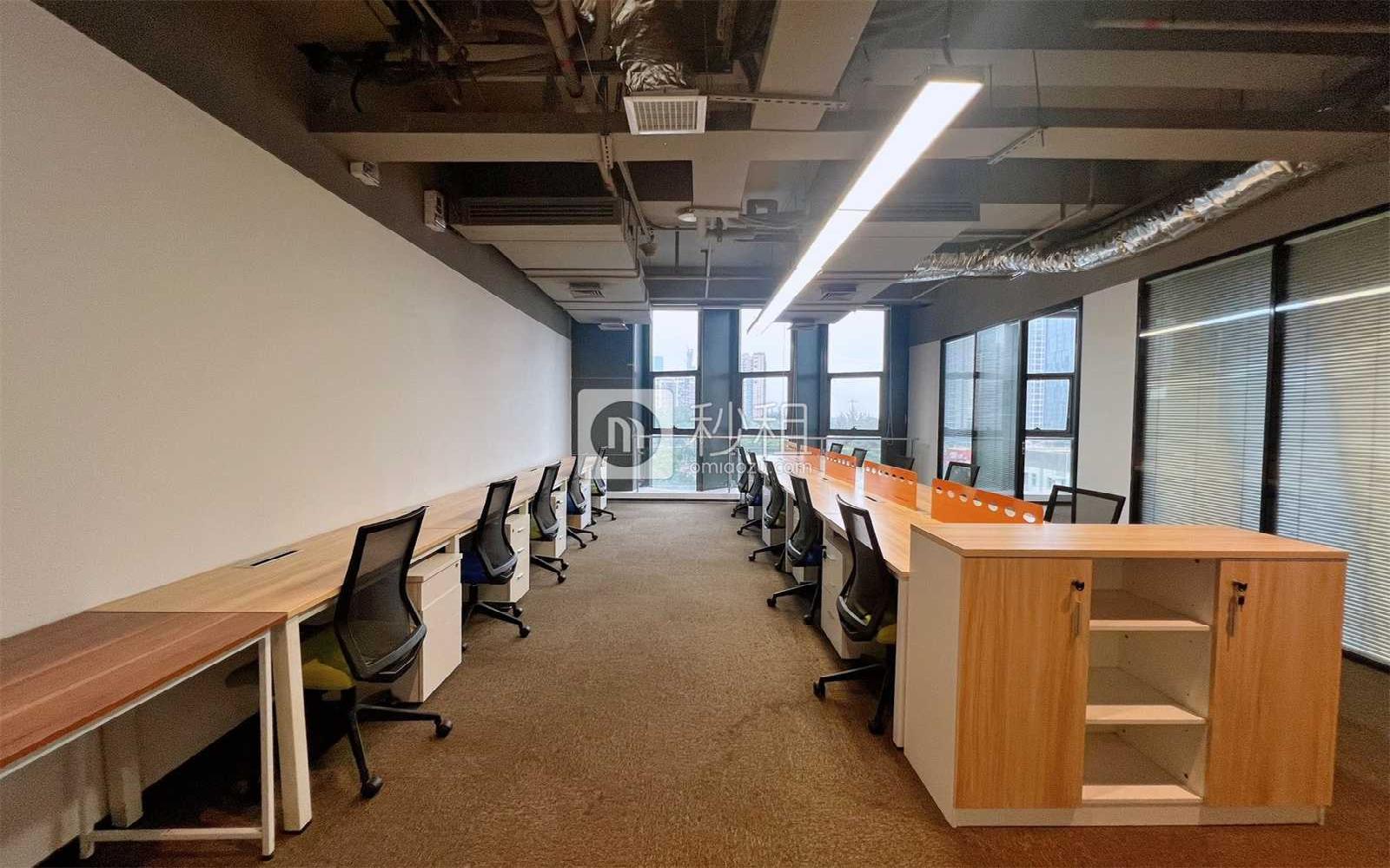 腾讯众创空间-软件产业基地写字楼出租150平米精装办公室28800元/月