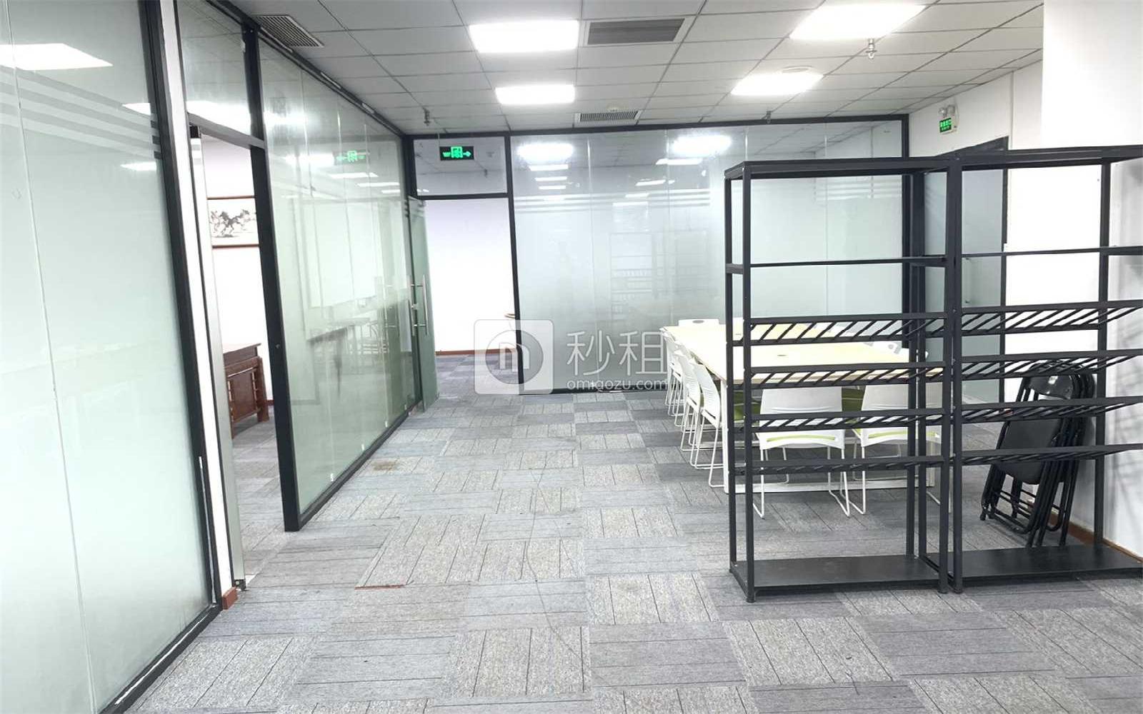 汇海广场写字楼出租342平米精装办公室98元/m².月