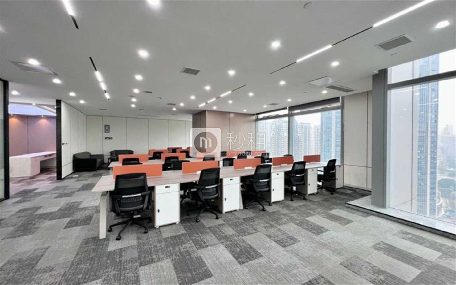 恒大中渝广场写字楼出租189平米精装办公室1.8元/m².天