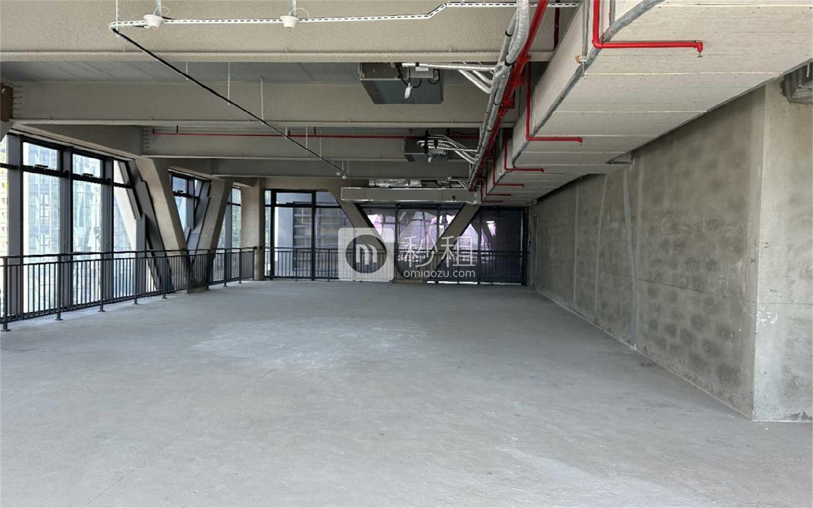 朗峻广场（中集数字创新港）写字楼出租350平米毛坯办公室85元/m².月