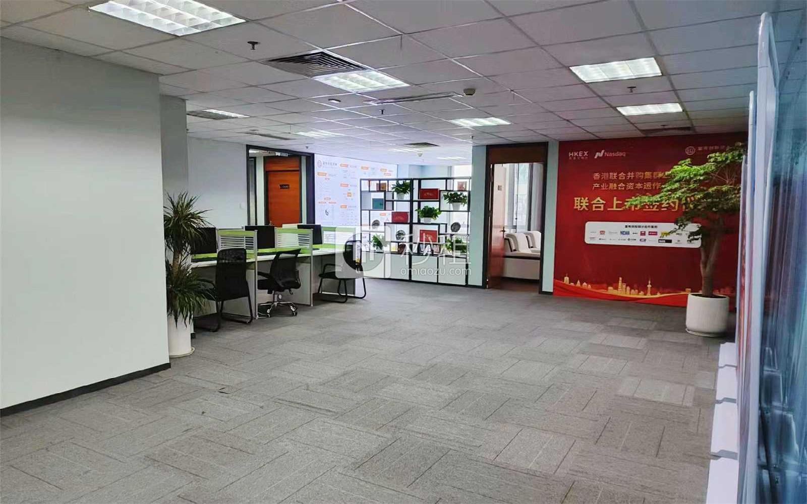 荣超滨海大厦写字楼出租500平米精装办公室80元/m².月