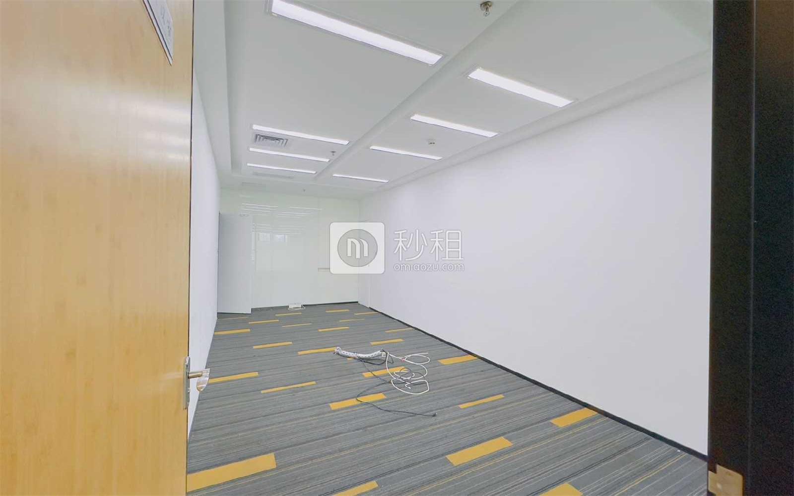 怡化金融科技大厦写字楼出租512.08平米精装办公室148元/m².月